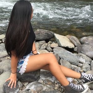 Meet your Posher, Jerolyn